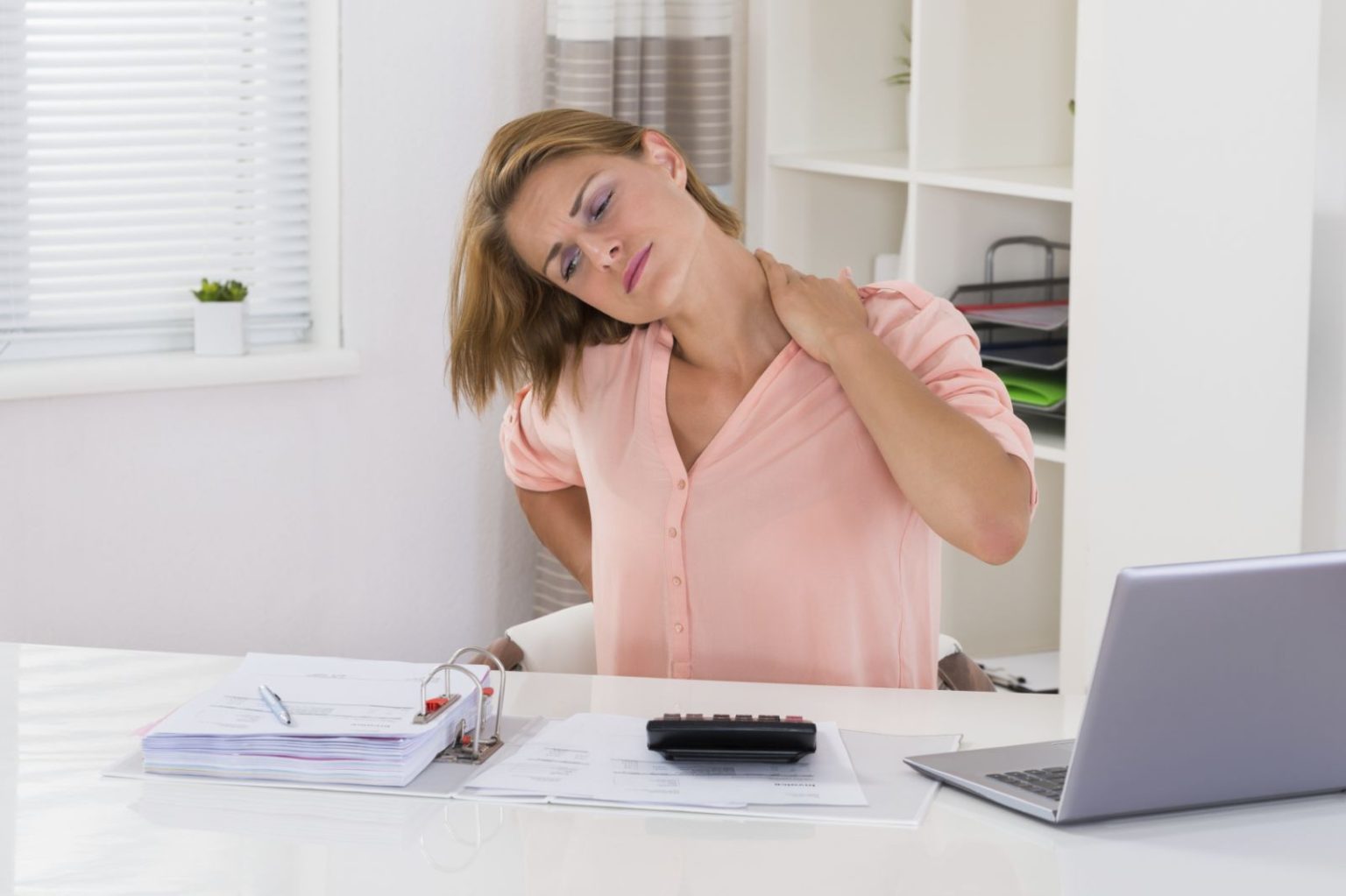 Causes and Treatments for Neck Pain